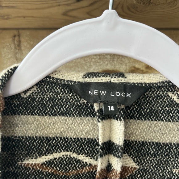 New Look UK Spring Coat - Picture 2 of 5